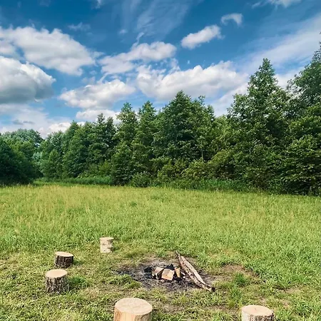 בקתה Bliska Wioska- Dom Kuchary Zydowskie