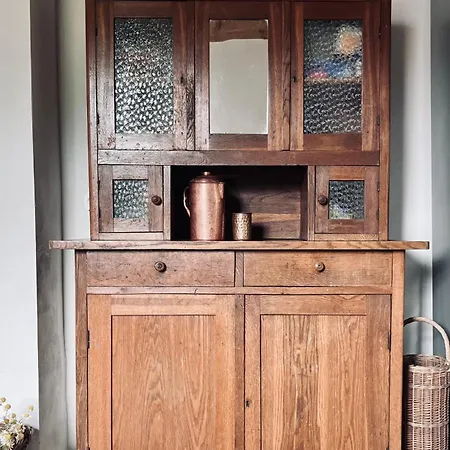 בקתה Bliska Wioska- Dom Kuchary Zydowskie