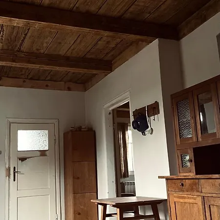 Bliska Wioska- Dom בקתה